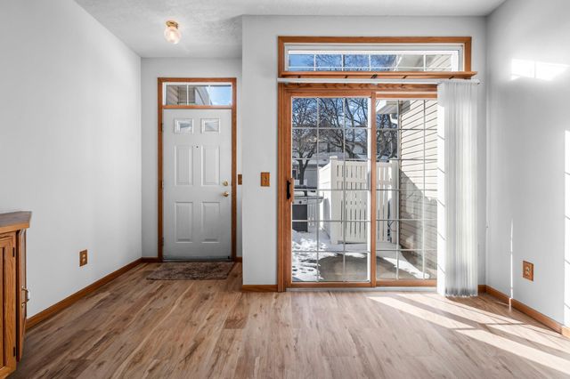 15554 Garnet Way, Apple Valley, MN 55124