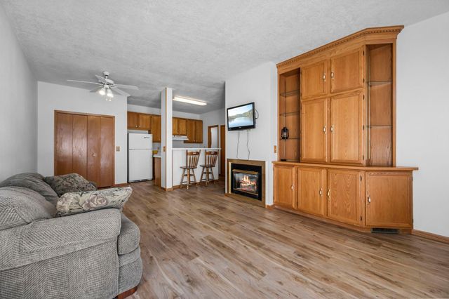 15554 Garnet Way, Apple Valley, MN 55124