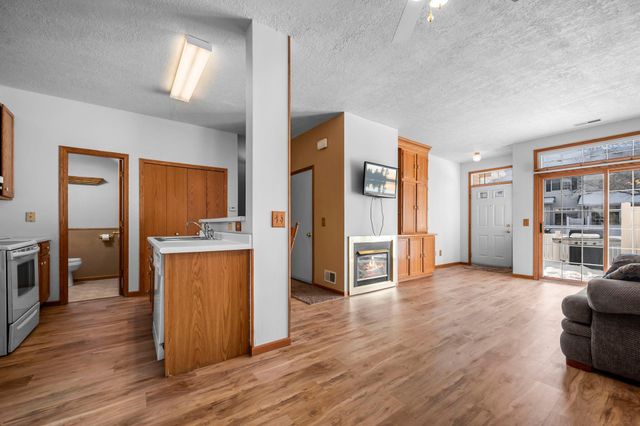 15554 Garnet Way, Apple Valley, MN 55124