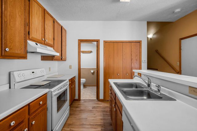 15554 Garnet Way, Apple Valley, MN 55124