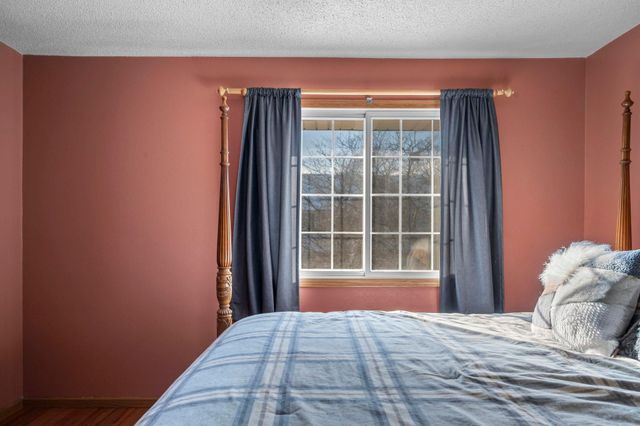 15554 Garnet Way, Apple Valley, MN 55124