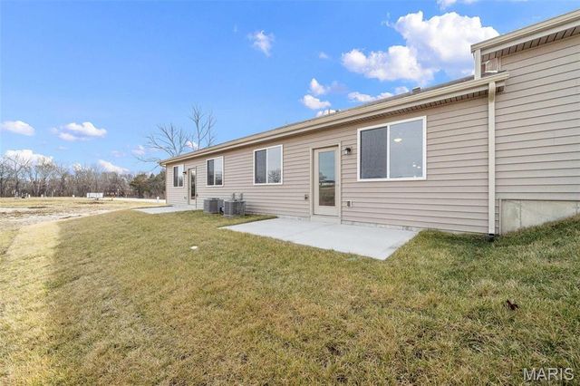 883 Walter Way, Washington, MO 63090