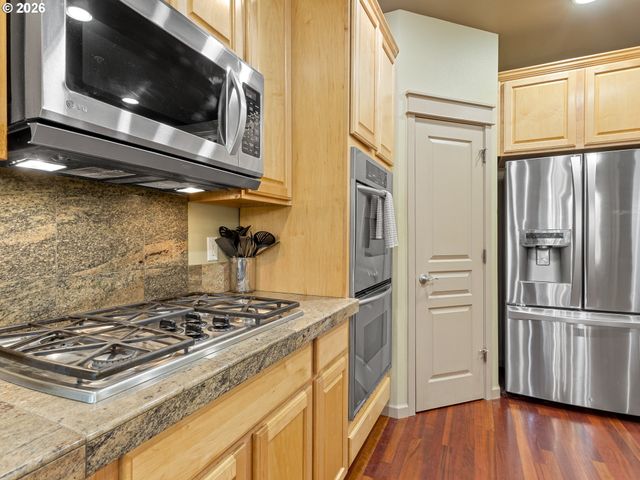 19913 Se 8TH Way, Camas, WA 98607
