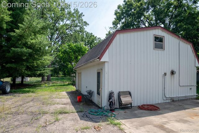 20320 Shadyside Street, Livonia, MI 48152