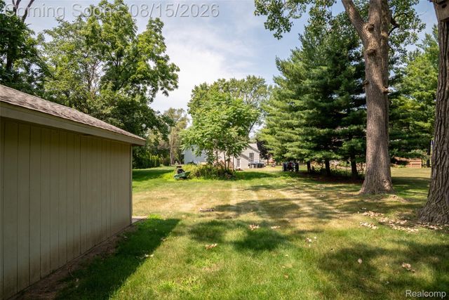 20320 Shadyside Street, Livonia, MI 48152