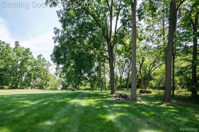 20320 Shadyside Street, Livonia, MI 48152
