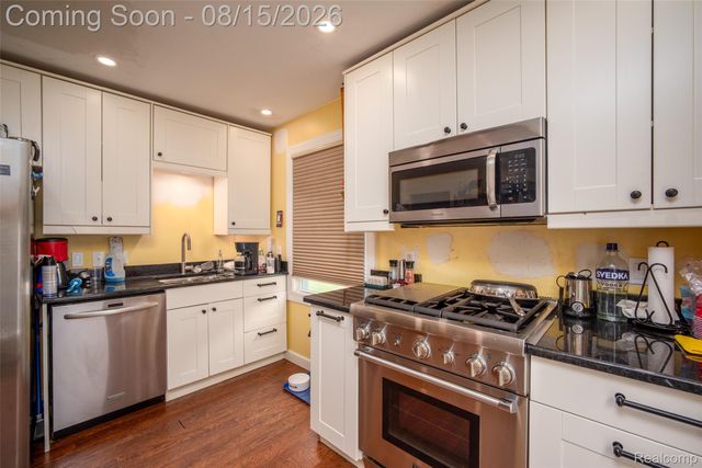 20320 Shadyside Street, Livonia, MI 48152