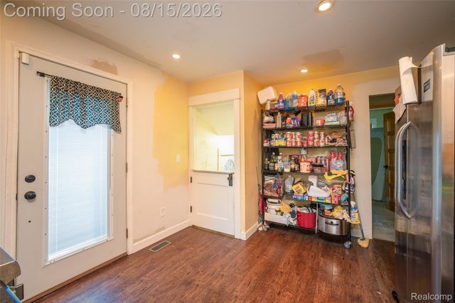 20320 Shadyside Street, Livonia, MI 48152