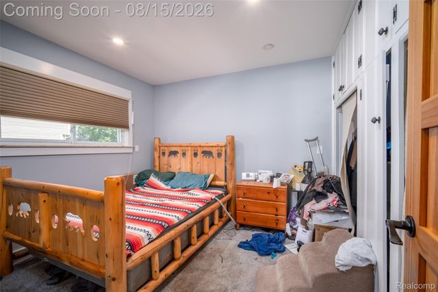 20320 Shadyside Street, Livonia, MI 48152