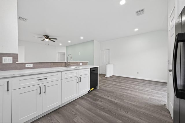 7714 Stallion Trail Drive, Humble, TX 77338