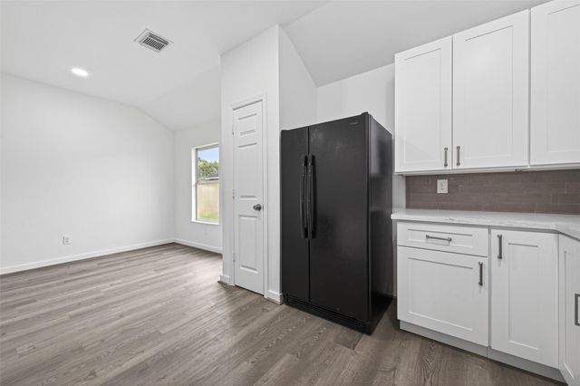 7714 Stallion Trail Drive, Humble, TX 77338