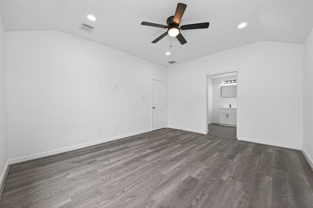 7714 Stallion Trail Drive, Humble, TX 77338