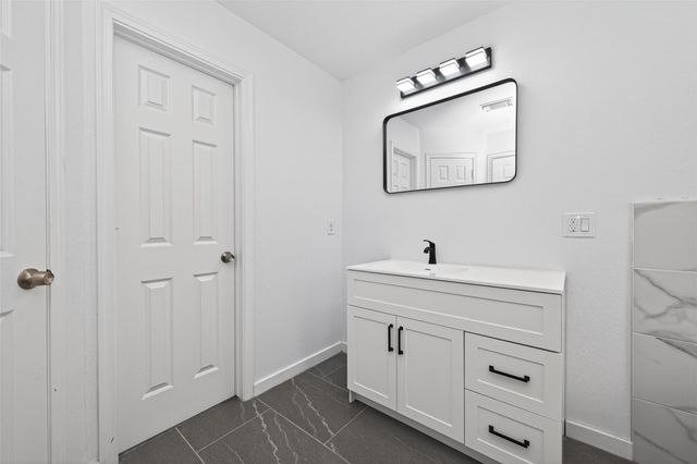 7714 Stallion Trail Drive, Humble, TX 77338