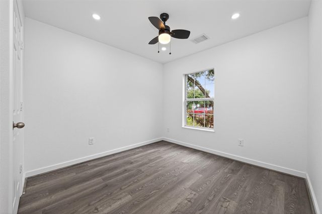 7714 Stallion Trail Drive, Humble, TX 77338