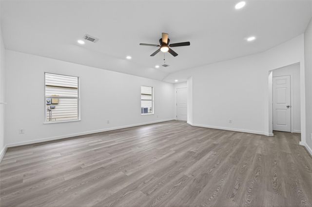 7714 Stallion Trail Drive, Humble, TX 77338