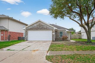 7714 Stallion Trail Drive, Humble, TX 77338