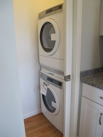 15 Quincy St 3, Somerville, MA 02143