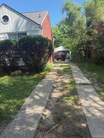 12014 Duchess Street, Detroit, MI 48224
