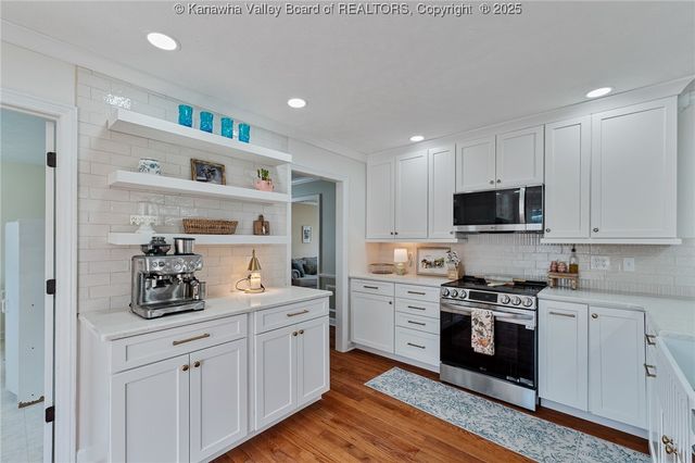 5316 Ashbrook Road, Cross Lanes, WV 25313