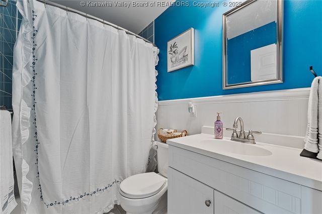 5316 Ashbrook Road, Cross Lanes, WV 25313