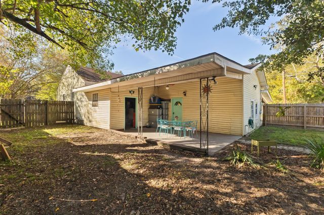 1011 Mamie St., Hattiesburg, MS 39401