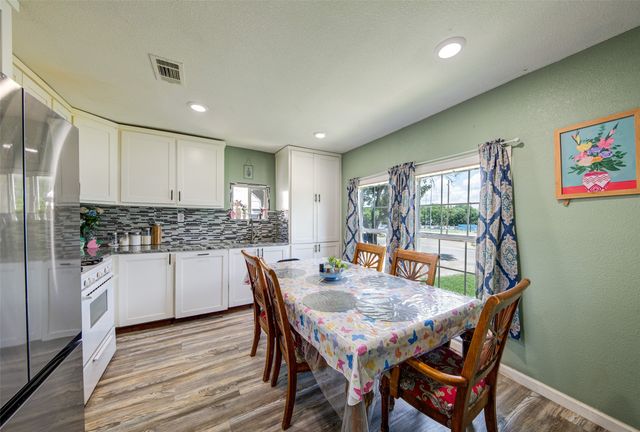 307 N Miller Street, Decatur, TX 76234