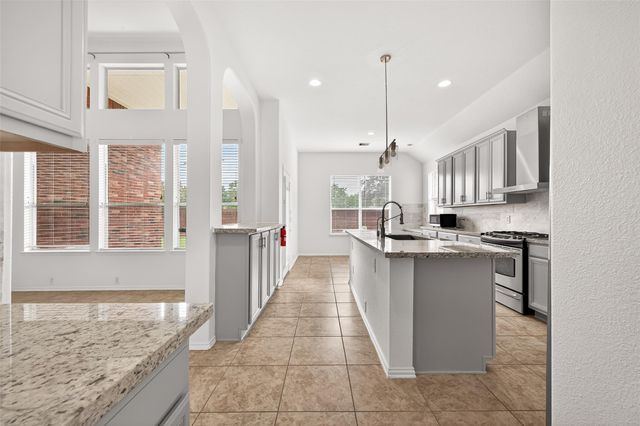 5422 Lacey Oak Meadow Drive, Katy, TX 77494