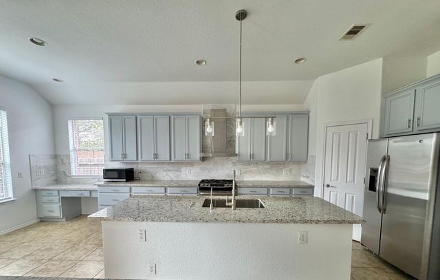 5422 Lacey Oak Meadow Drive, Katy, TX 77494