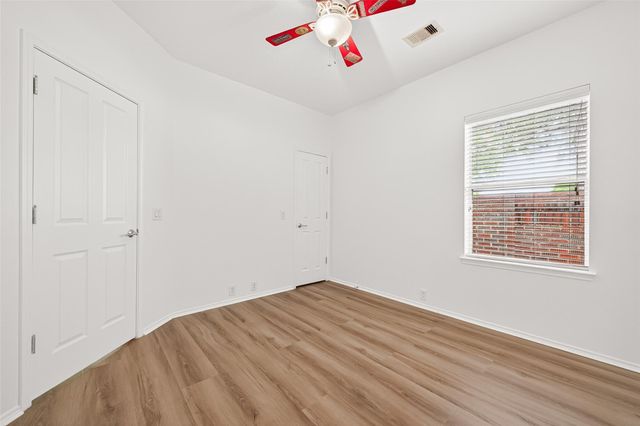 5422 Lacey Oak Meadow Drive, Katy, TX 77494