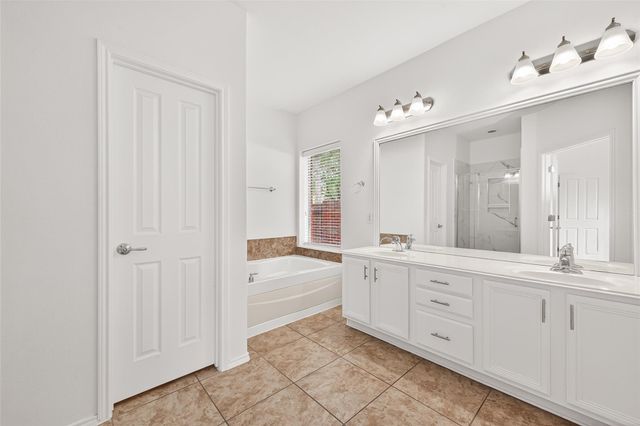 5422 Lacey Oak Meadow Drive, Katy, TX 77494