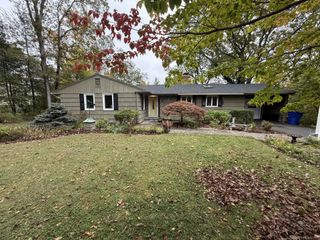 70 Trailsend Drive, Canton, CT 06019