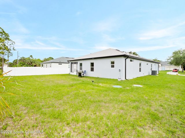 411 Fonsica Street SW, Palm Bay, FL 32908