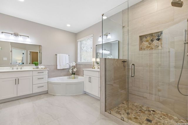 2110 Cactus Circle, San Antonio, TX 78258