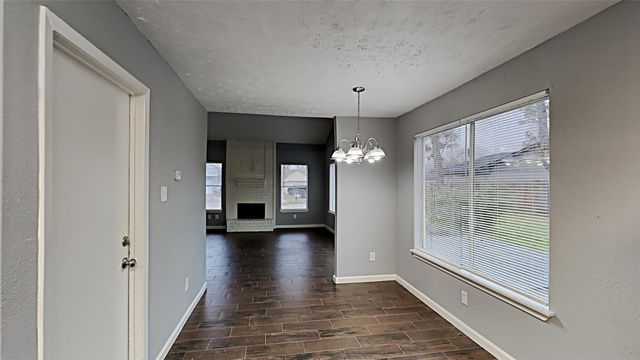 2610 S Belgravia Drive, Pearland, TX 77584
