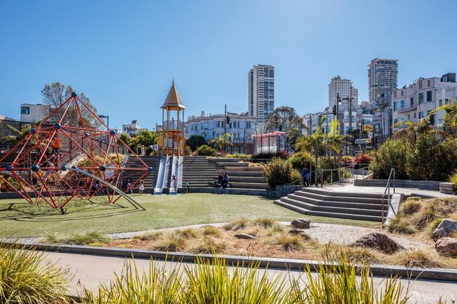 2 Fallon Place 13, San Francisco, CA 94133