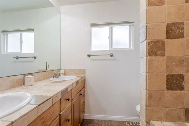 5888 Oak Knolls, Simi Valley, CA 93063