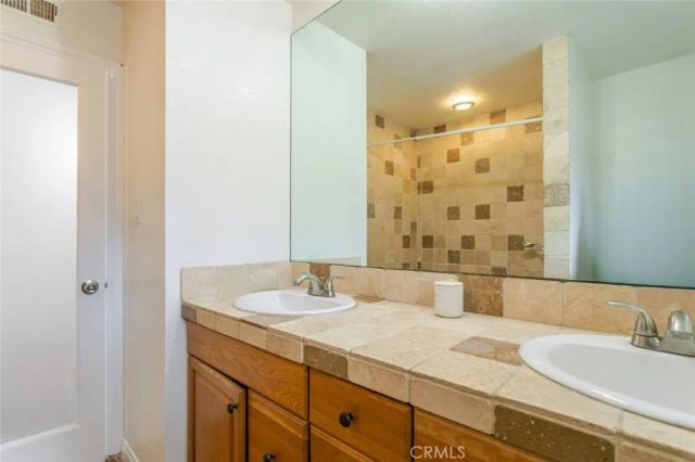 5888 Oak Knolls, Simi Valley, CA 93063