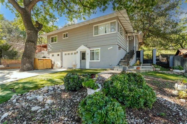 5888 Oak Knolls, Simi Valley, CA 93063