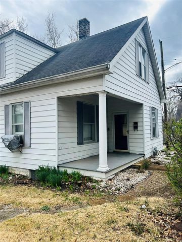 800 Olive Street, Belleville, IL 62220