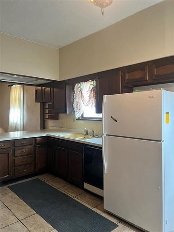 800 Olive Street, Belleville, IL 62220