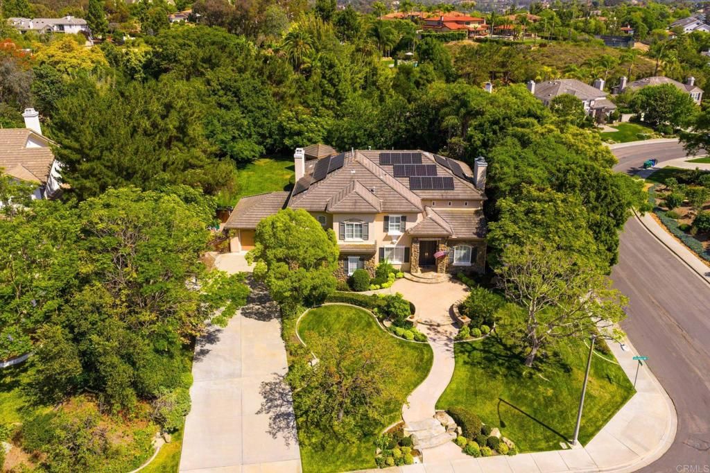 Image 50 of property listing at 7912 Corte Penca, Carlsbad, CA 92009