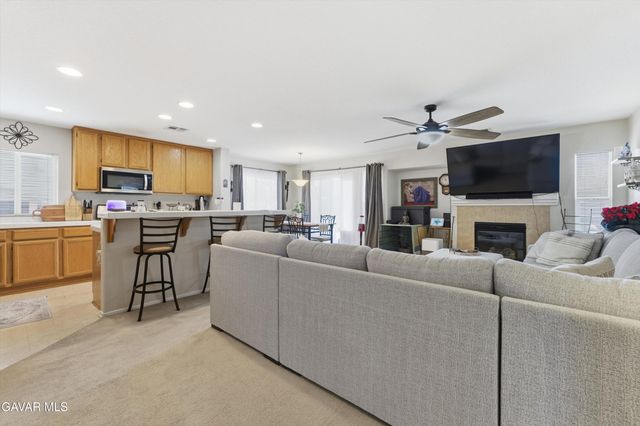 1616 Thomas Drive, Lancaster, CA 93535