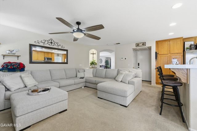 1616 Thomas Drive, Lancaster, CA 93535