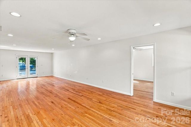 2 Elkmont Place, Asheville, NC 28804