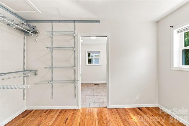 2 Elkmont Place, Asheville, NC 28804