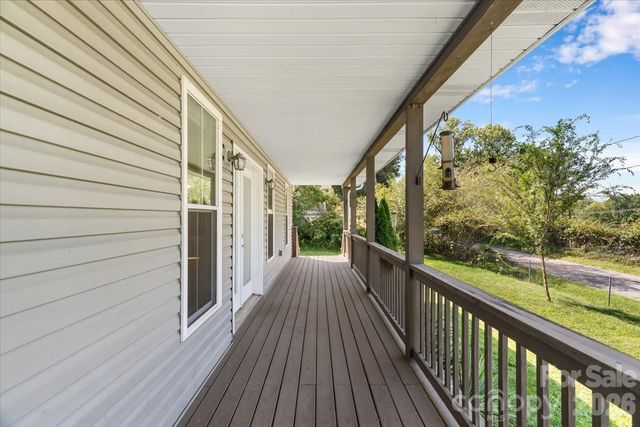2 Elkmont Place, Asheville, NC 28804