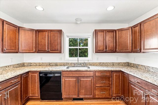 2 Elkmont Place, Asheville, NC 28804