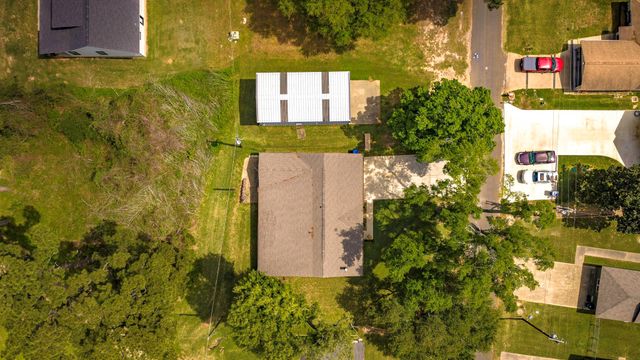 620 Sequoia Drive, Livingston, TX 77351