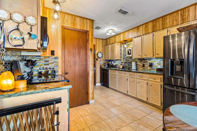 620 Sequoia Drive, Livingston, TX 77351