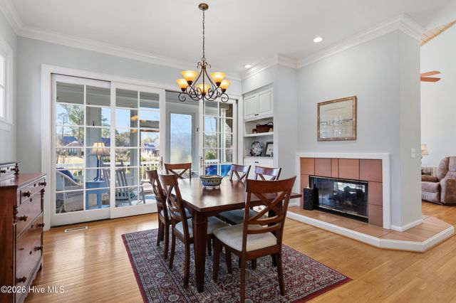 8341 Vintage Club Circle, Wilmington, NC 28411